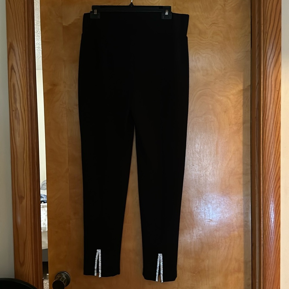 Brand New size 12 Frank Lyman slacks